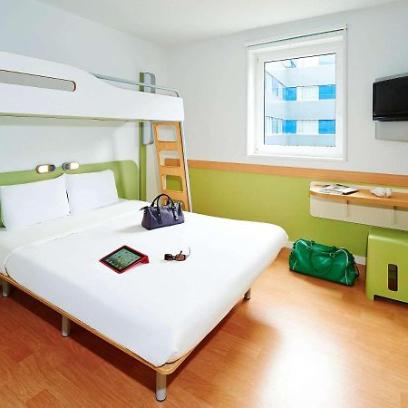 Ibis Budget Lille Wasquehal Hotell Exteriör bild