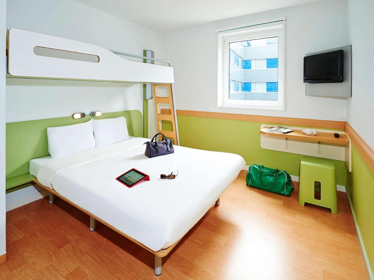 Ibis Budget Lille Wasquehal Hotell Exteriör bild